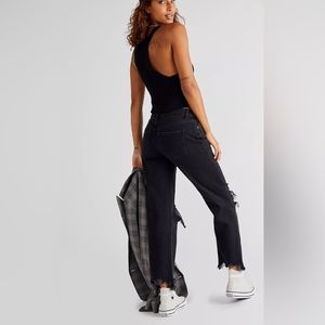 FREE PEOPLE MAGGIE MIS -RISE STRAIGHT LEG NEW WITH THE TAGS SIZE 29